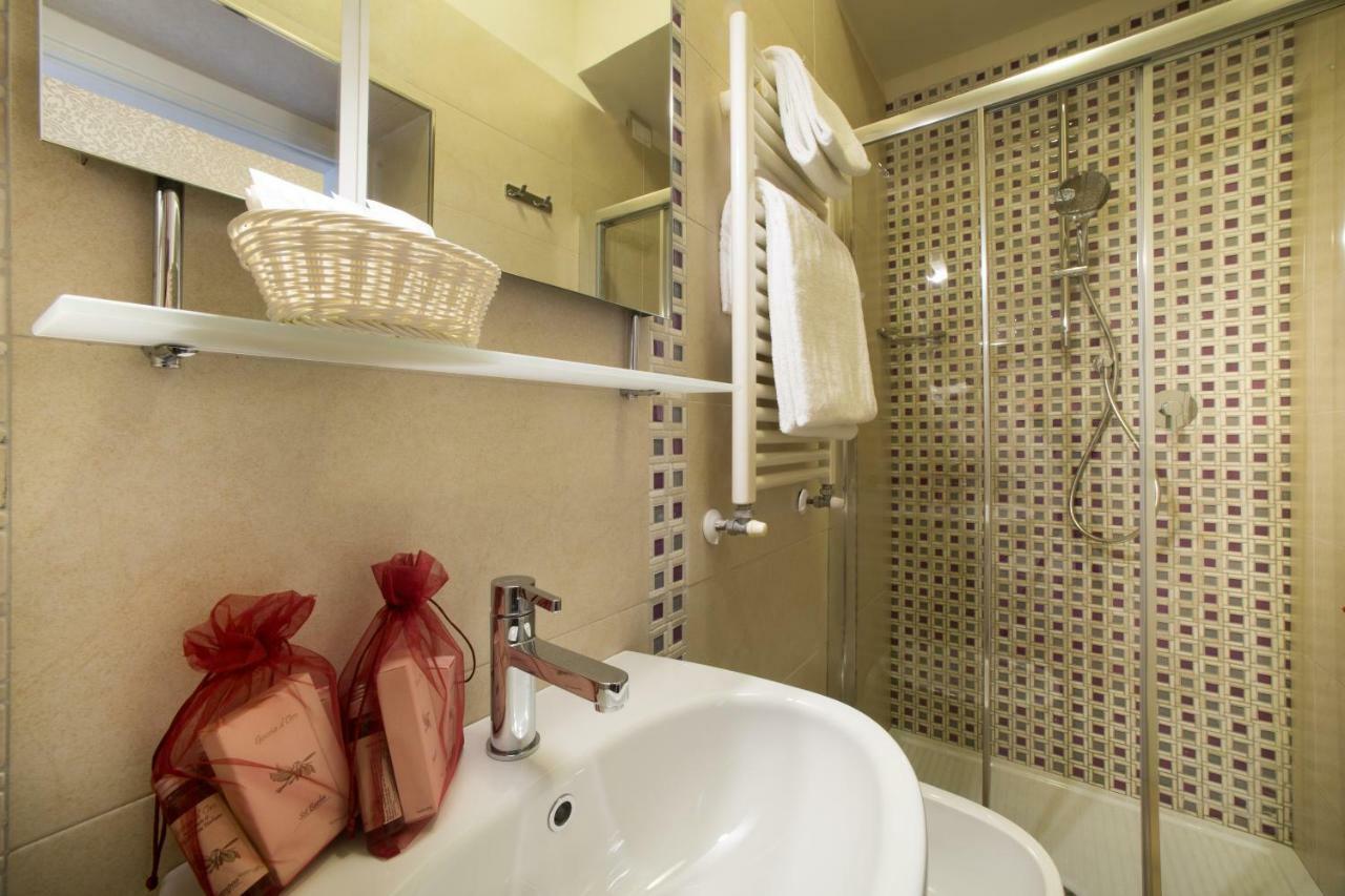 Comfort Deluxe Double or Twin Room