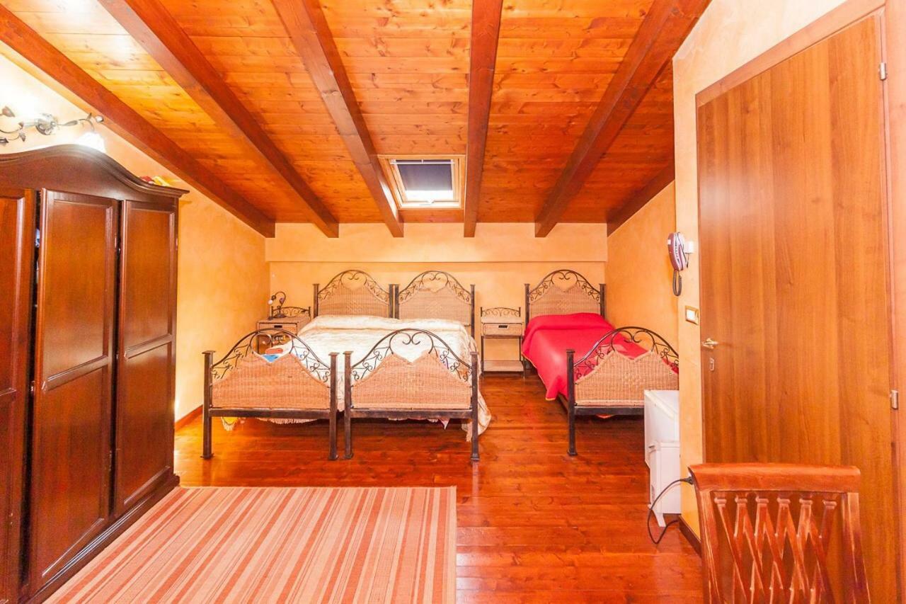 Quadruple Room Private Bathroom