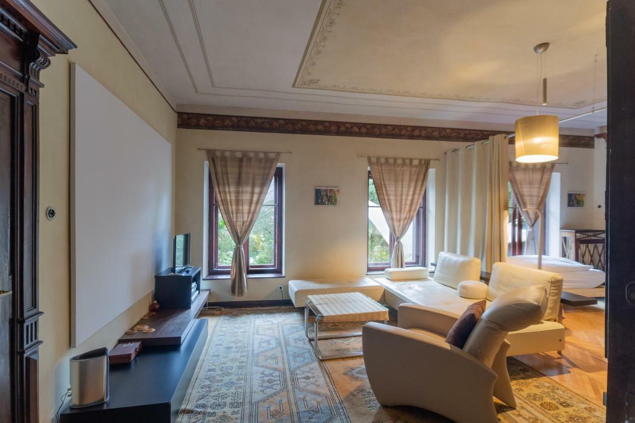 Appartamento con 2 Camere da Letto