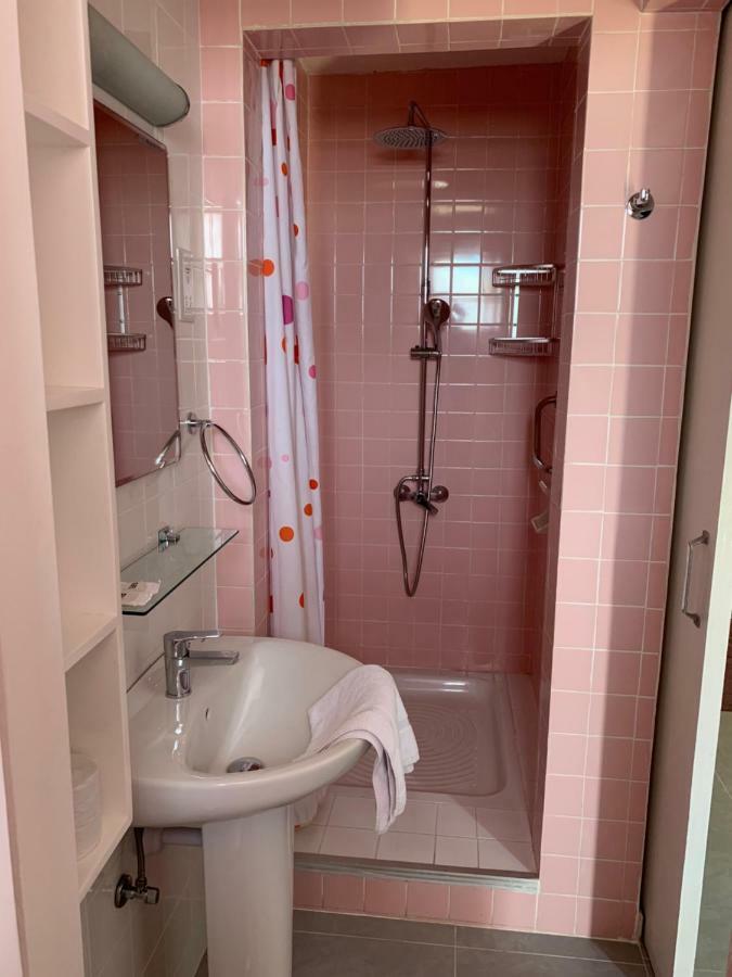 Double or Twin Room Sea View