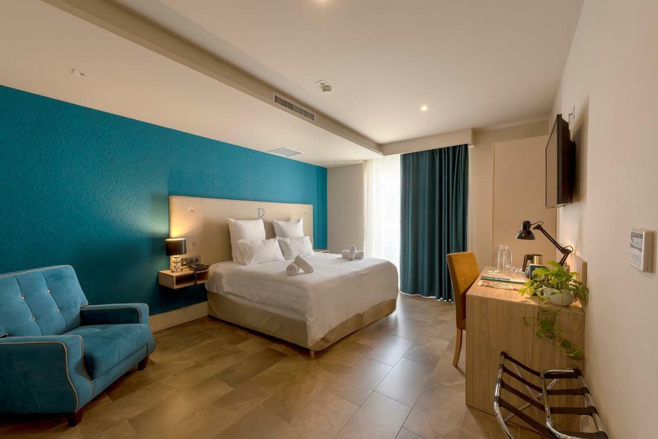 Deluxe Double or Twin Room Balcony