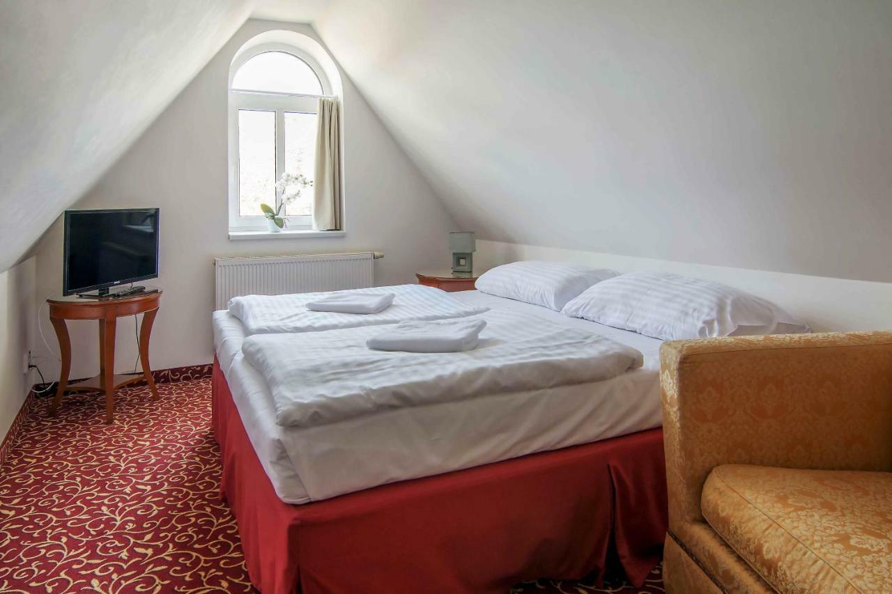 Two bedroom SUITE promenade view AIR CONDITIONING WELLNESS ACCESS