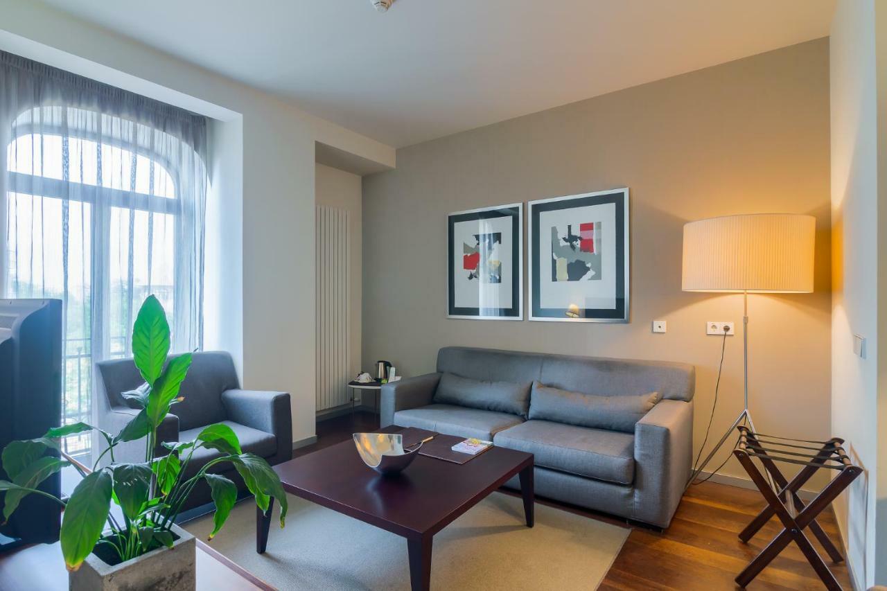 Executive Suite Twin Beds