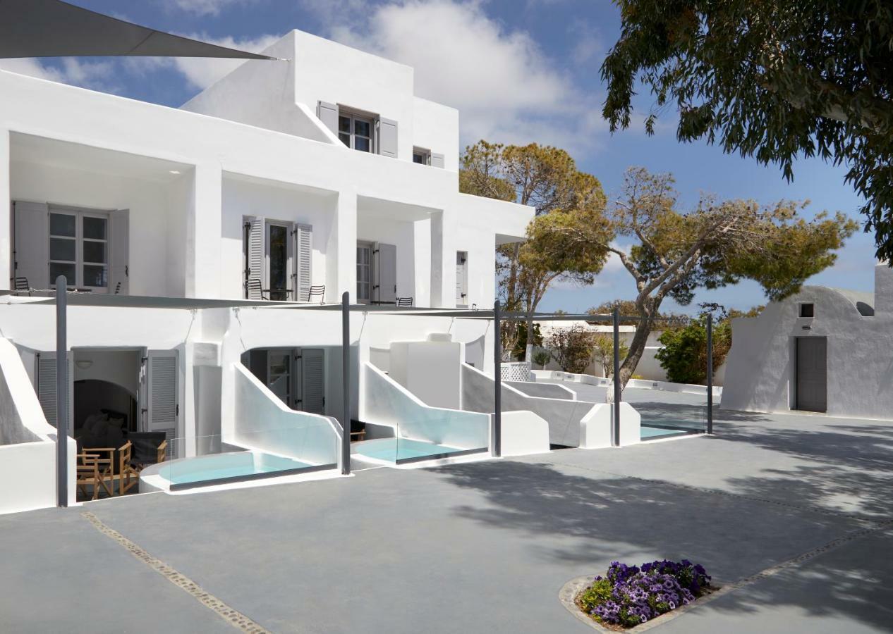 Elegante Suite con Vasca Idromassaggio Privata all'Aperto e Vista Giardino