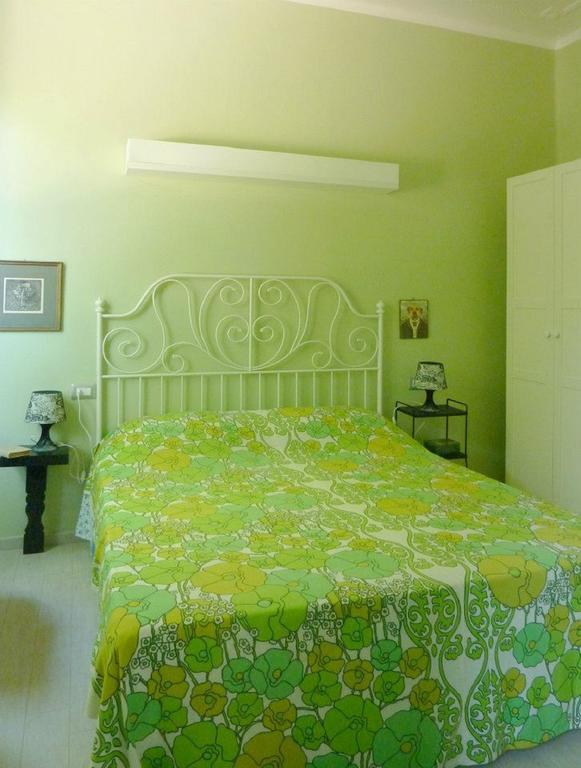 Camera Singola con Bagno Privato