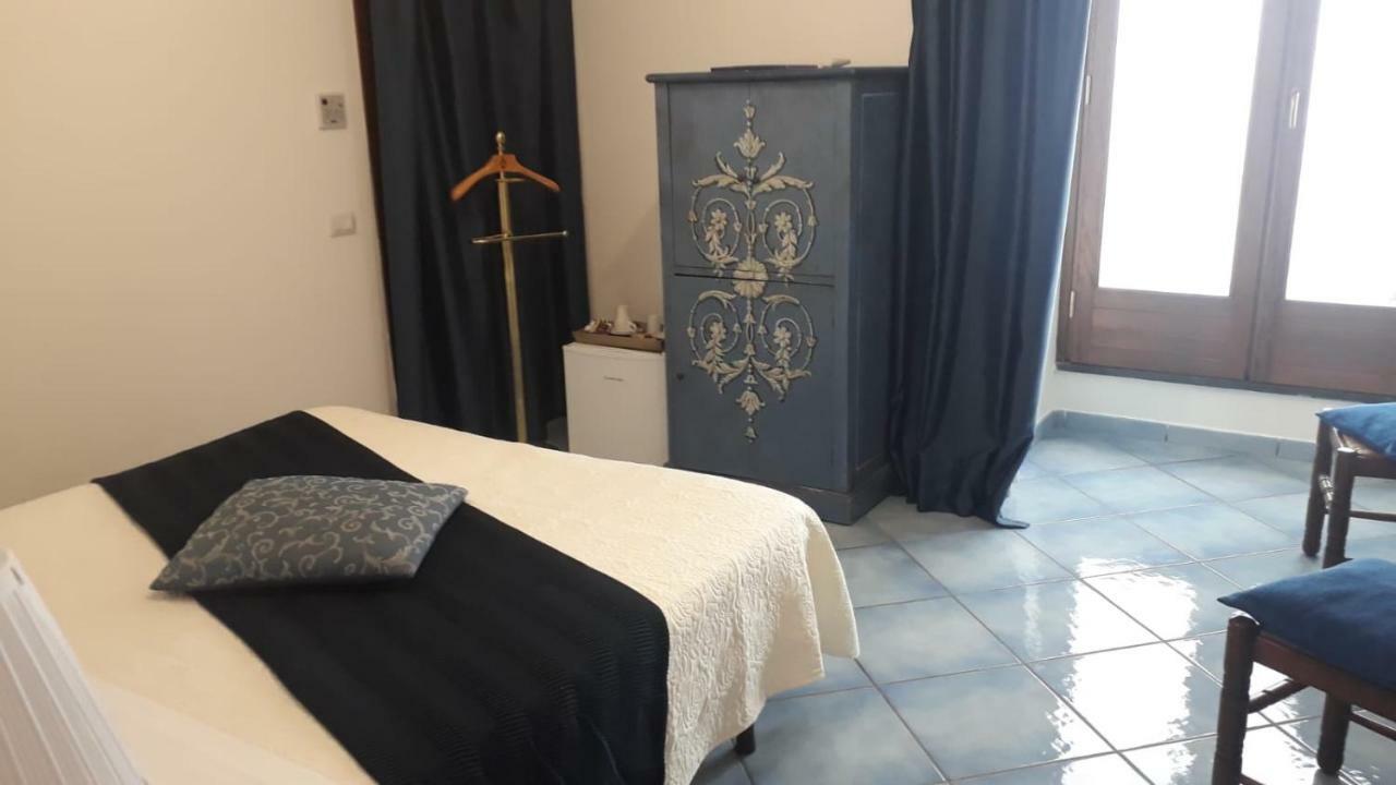 Camera Matrimoniale con Bagno Privato