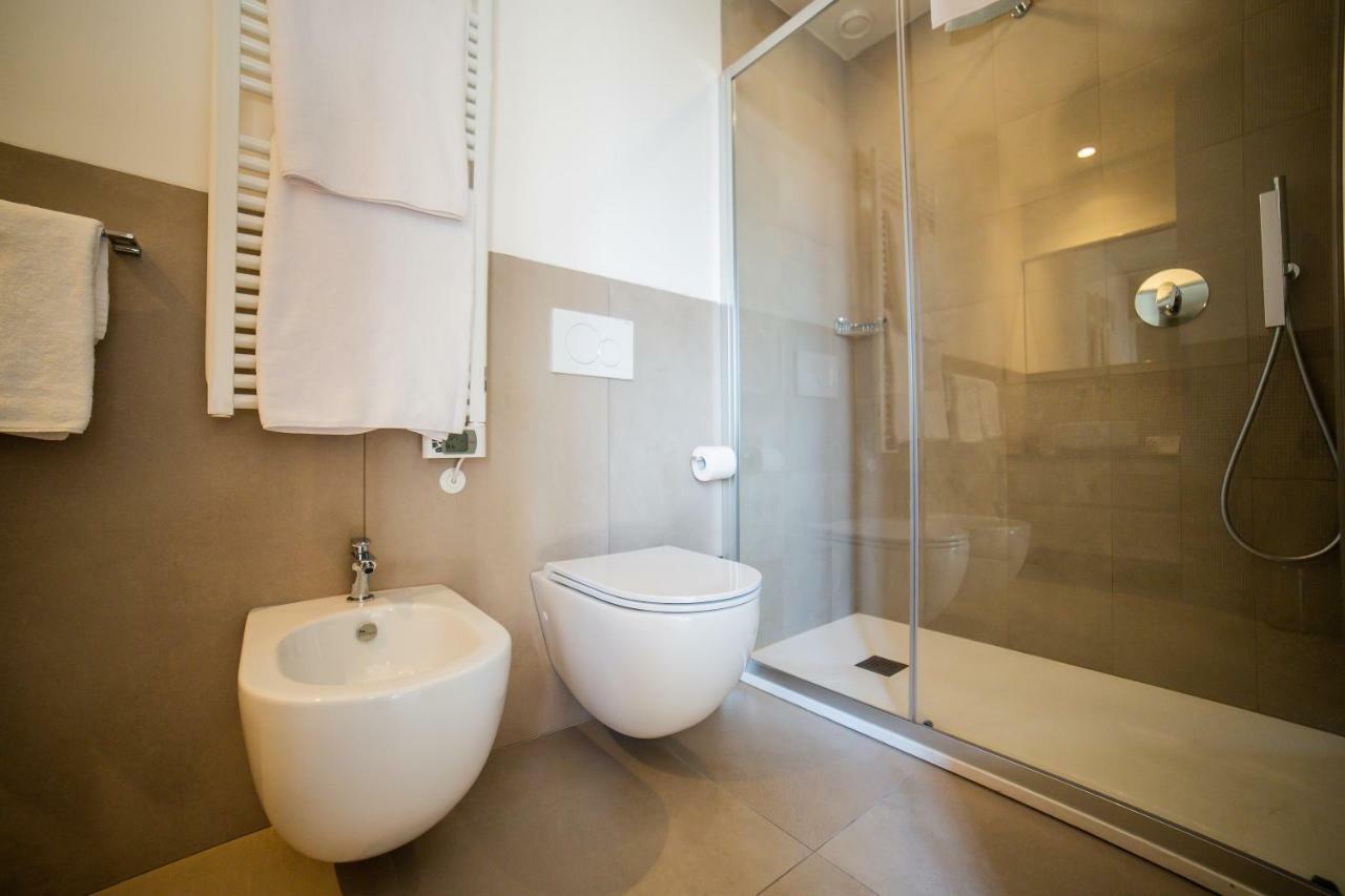 Deluxe Junior Suite,1662427499:JPEG