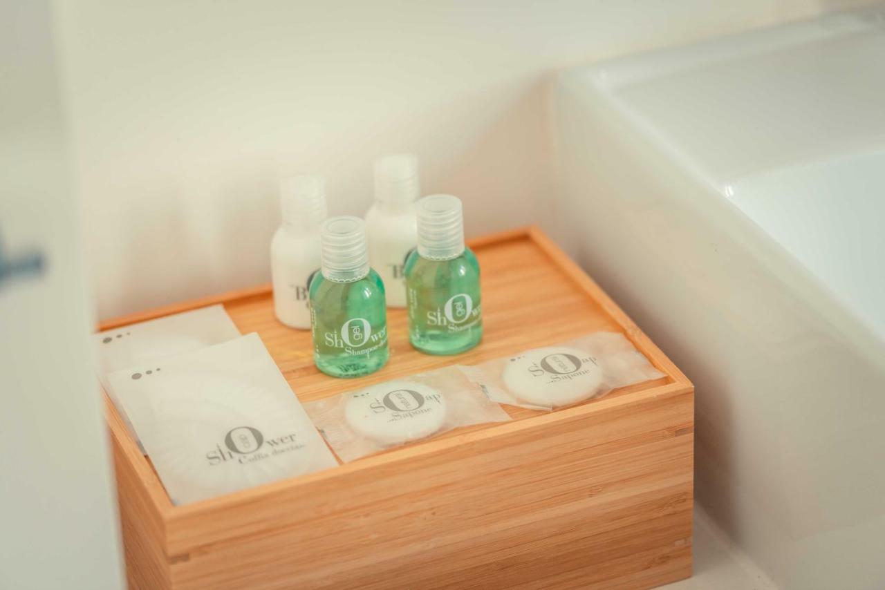 Camera Matrimoniale/Doppia con Letti Singoli con Bagno Privato Esterno