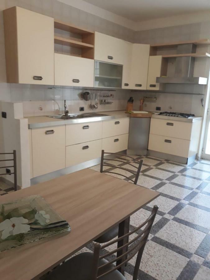Appartamento con 3 Camere da Letto e Vista Giardino - Dependance