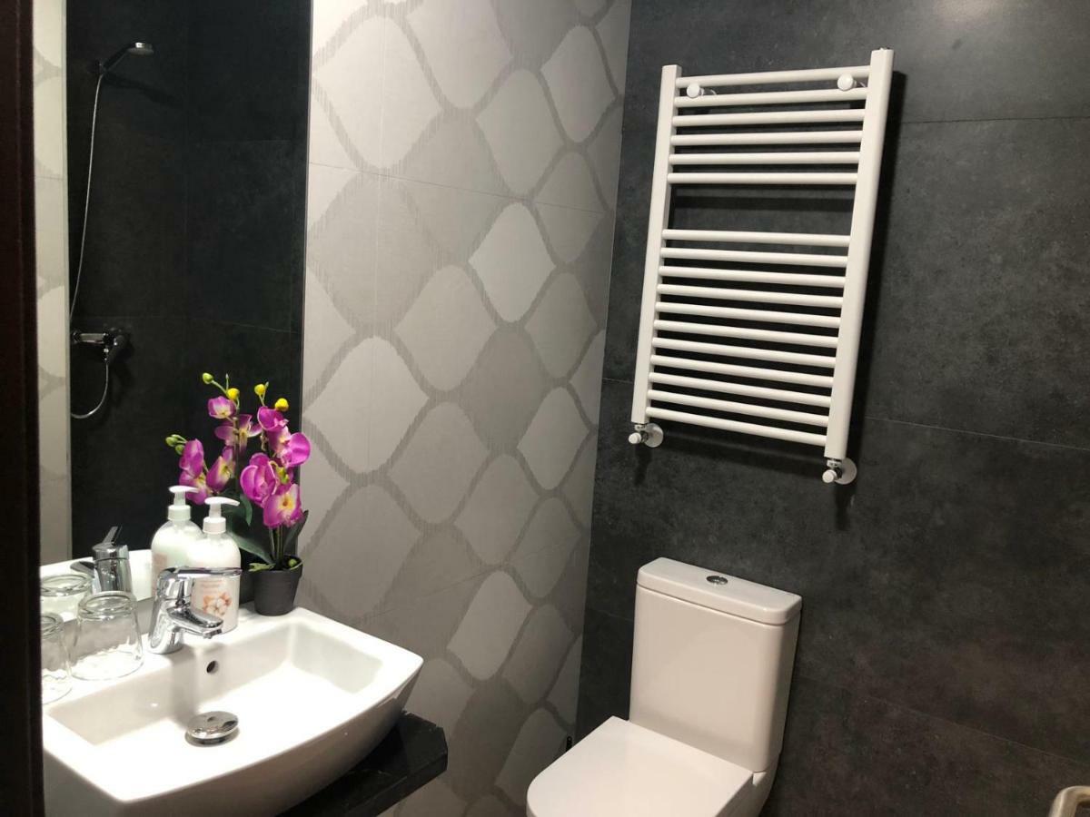 Camera Singola con Bagno Privato