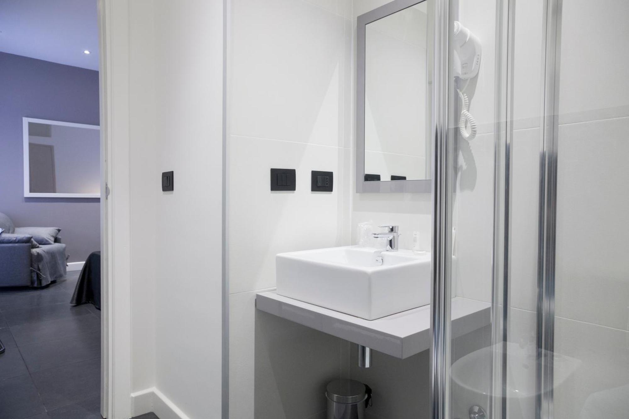 Large Double or Twin Room