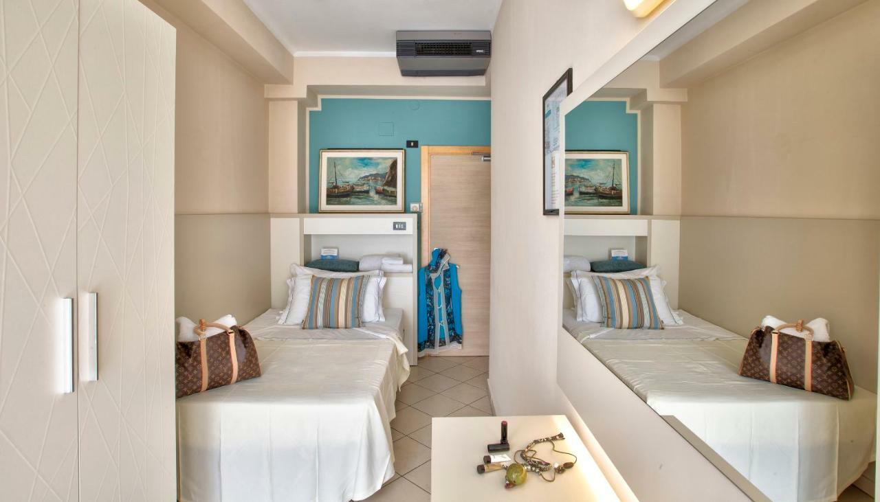 Standard Single Room Sea View