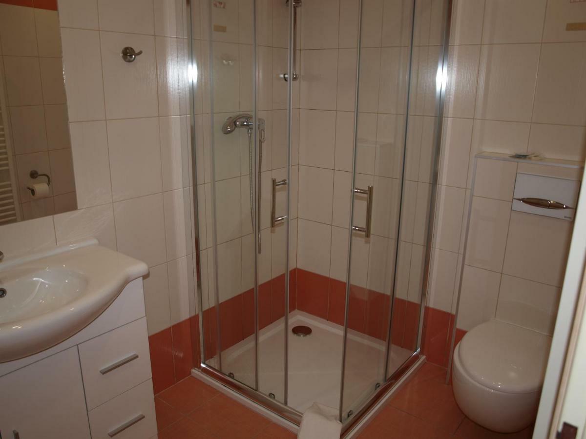 Camera Doppia con Letti Singoli