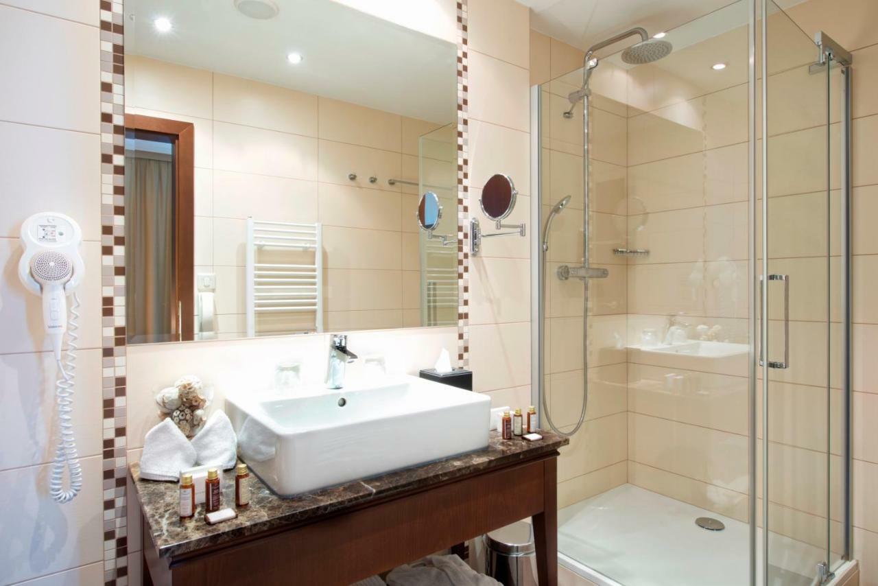 Standard Double or Twin Room River View