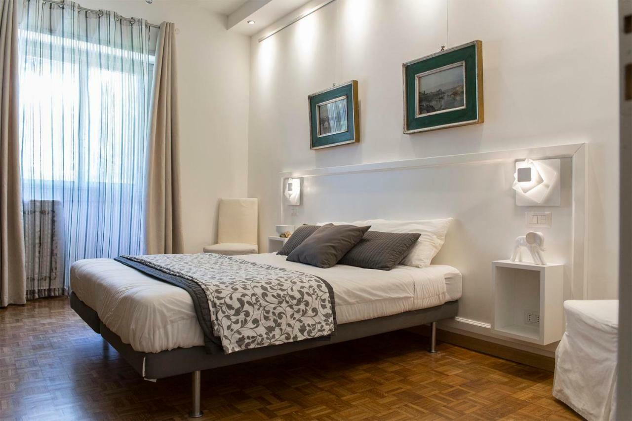 Double Room Private External Bathroom