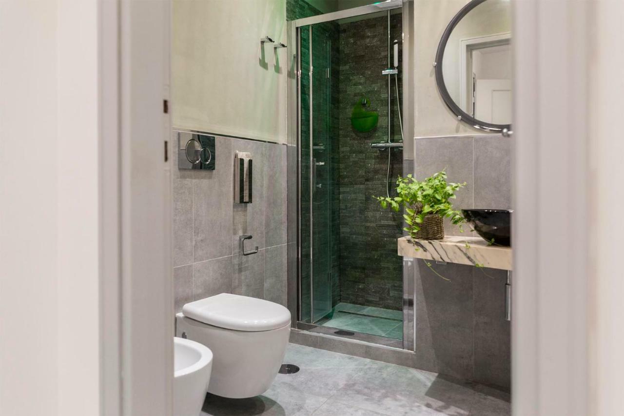 Double Room Private External Bathroom