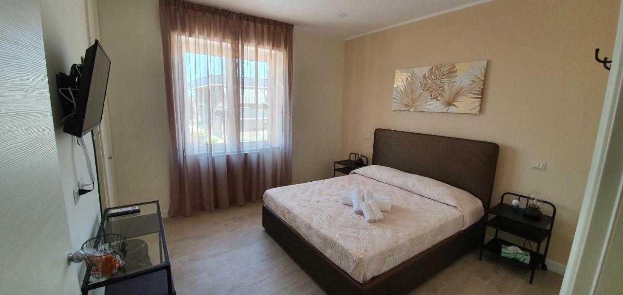 Camera Matrimoniale con Letto Supplementare