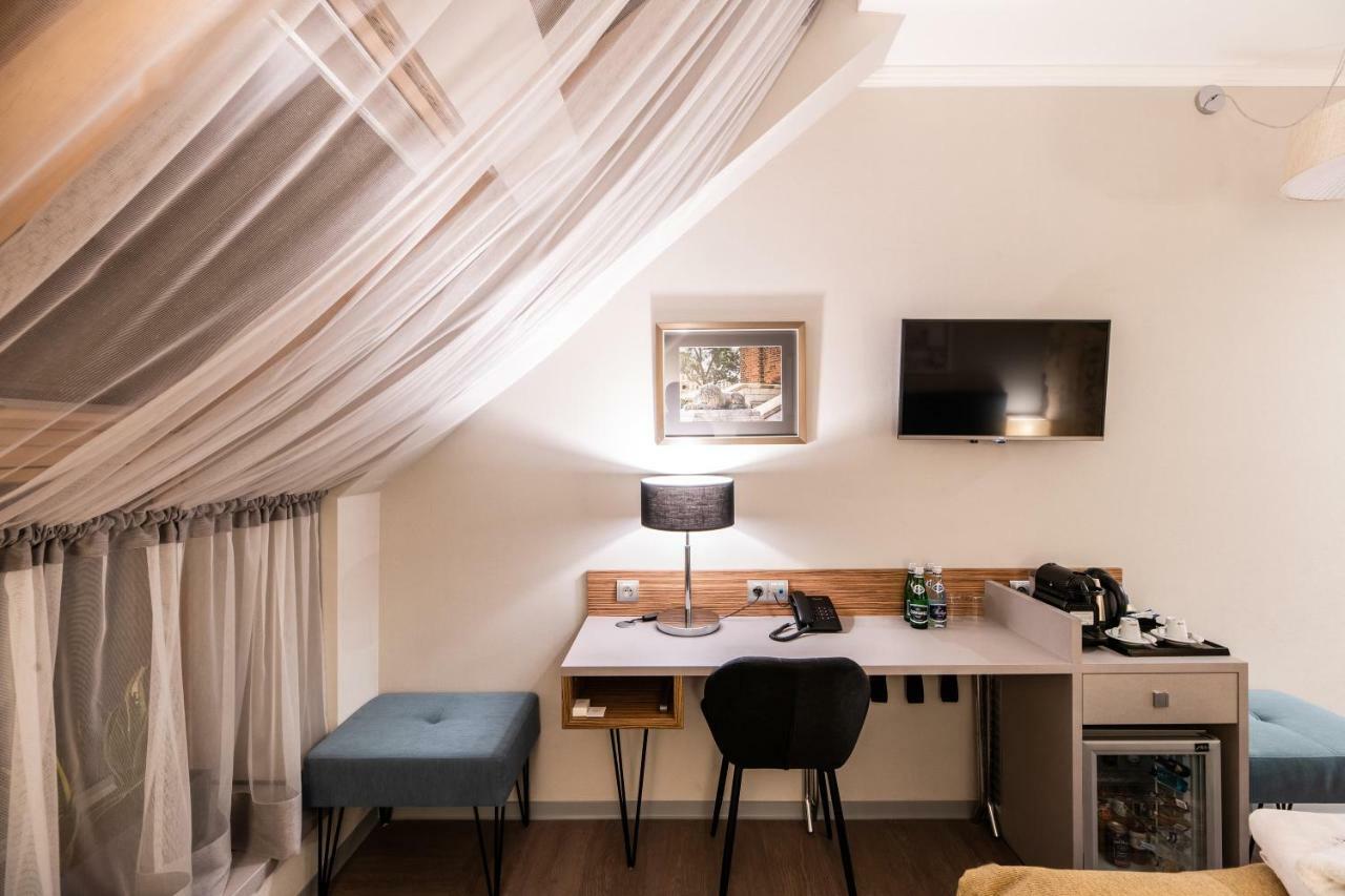 Classic Double Room