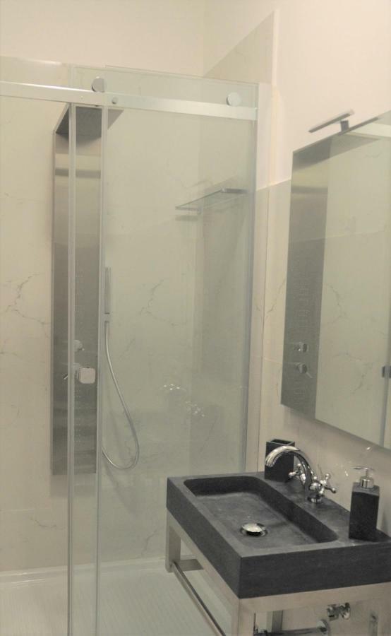 Camera Matrimoniale con Bagno Privato