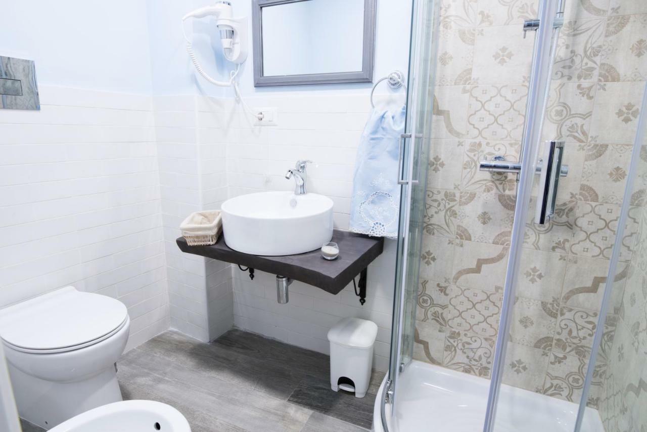 Camera Doppia con Letti Singoli con Bagno Privato