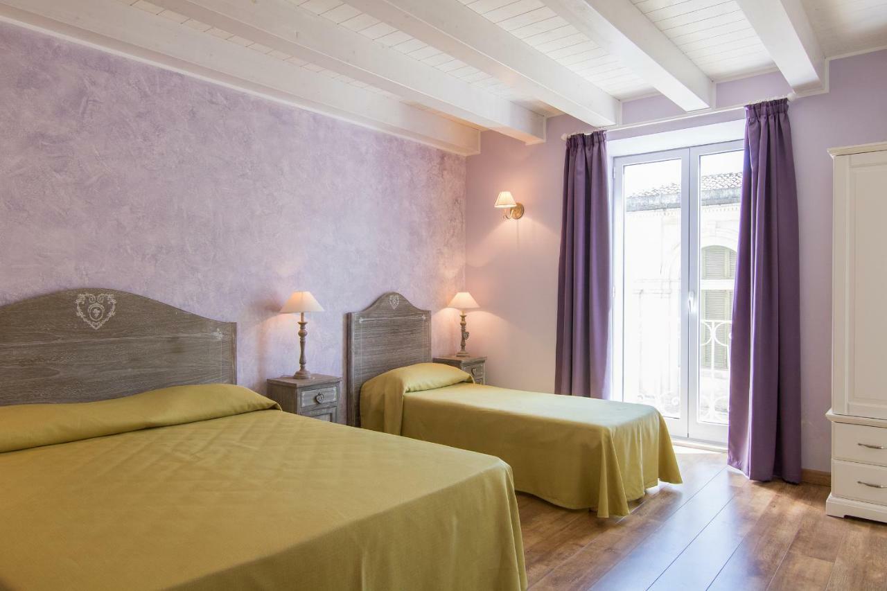 Triple Room Balcony