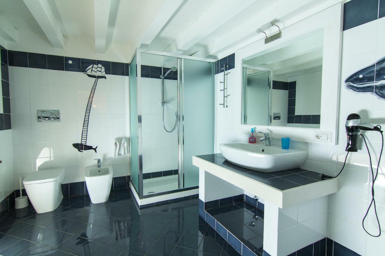 Triple Room Private Bathroom