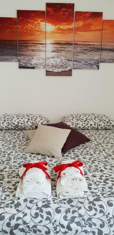 Camera Matrimoniale/Doppia con Letti Singoli con Bagno Privato Esterno