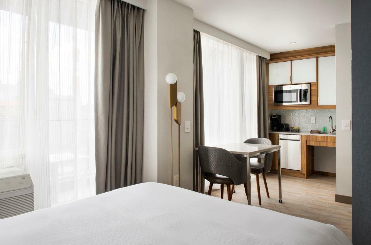 Suite Executive con 2 Letti Queen-Size e Balcone