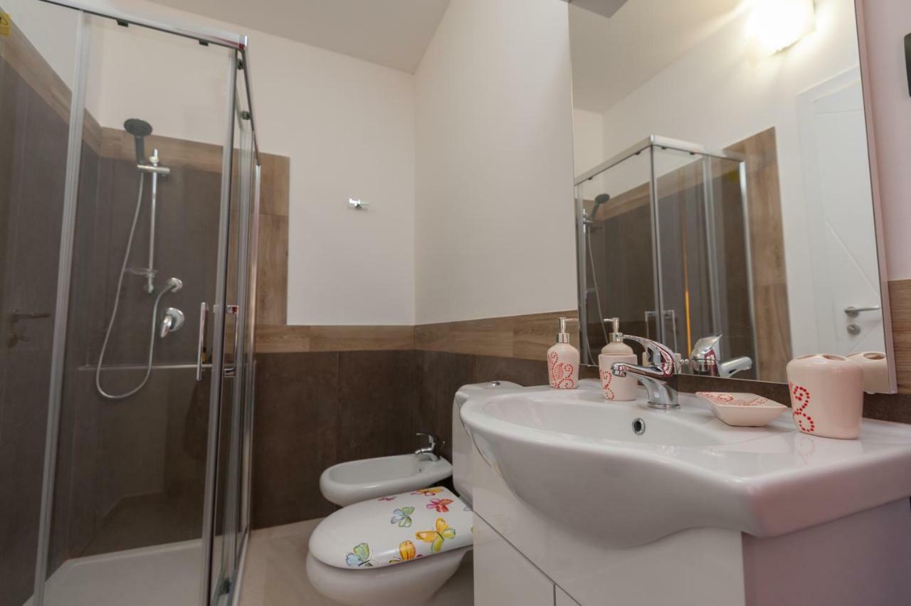 Triple Room Private Bathroom