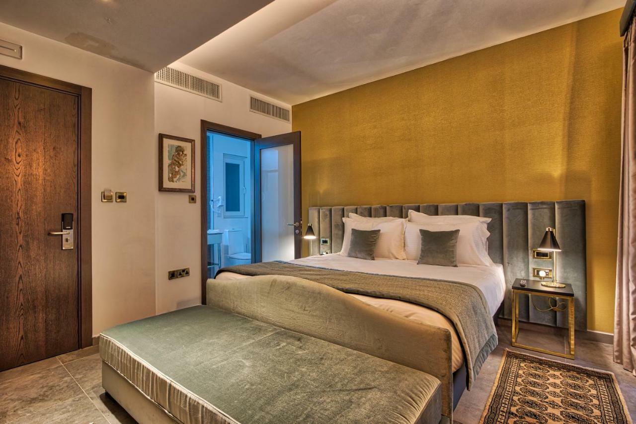 Triple Room Maltese Balcony