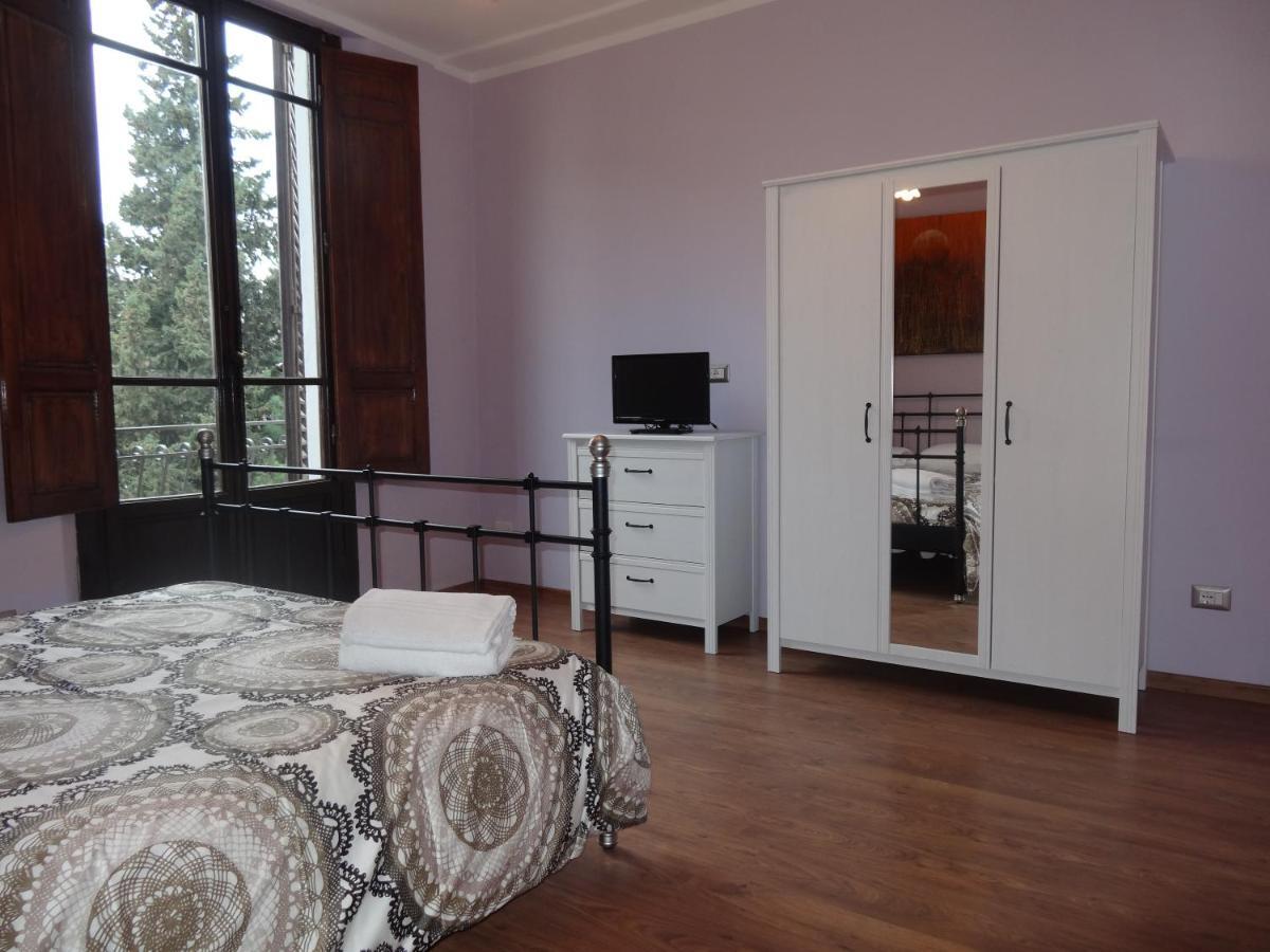 Double Room Private External Bathroom