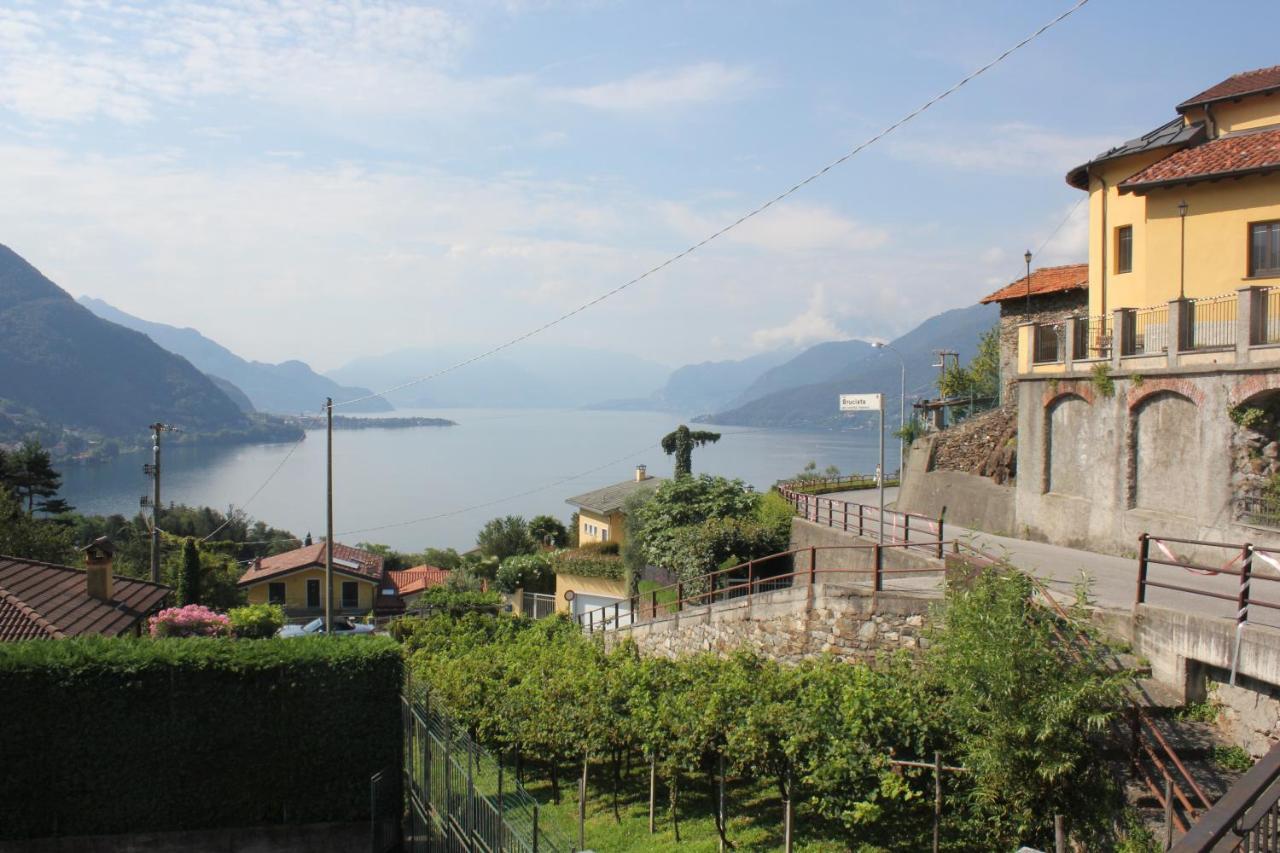 Camera King con Vista Lago