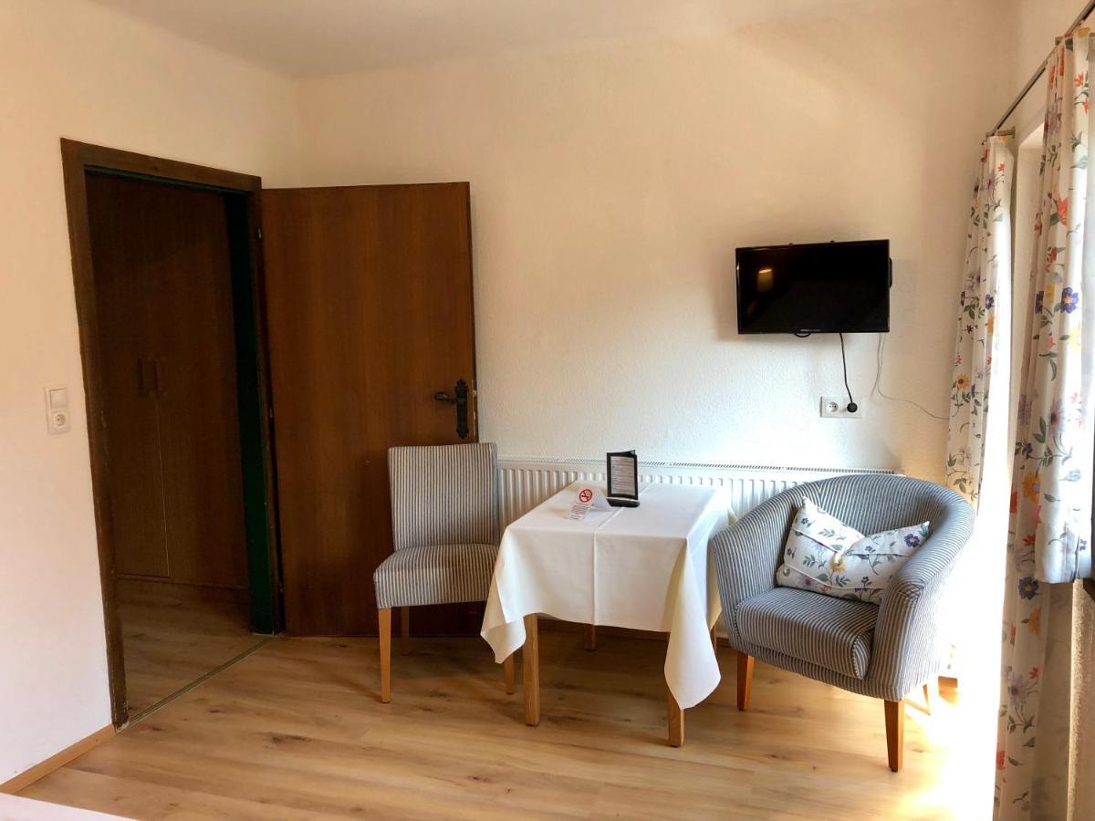 Camera Familiare con Camera da Letto Separata