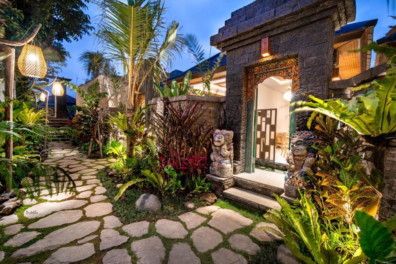 One Bedroom Private Pool Villa Rice field View