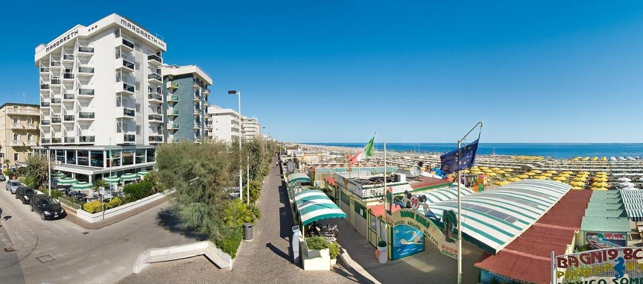 Double or Twin Room Sea View