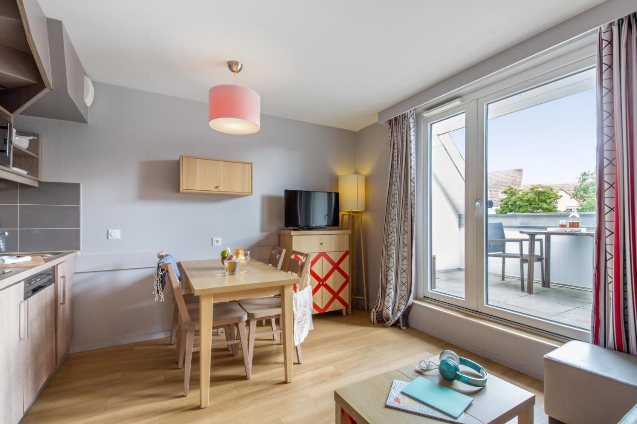 One-Bedroom Duplex Apartment