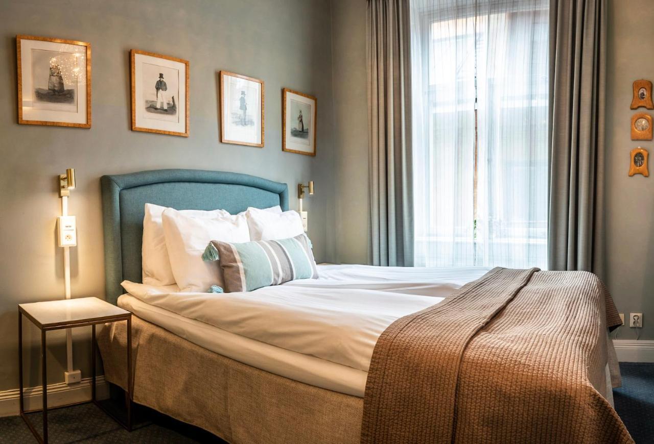Small Double Room 140 cm bed