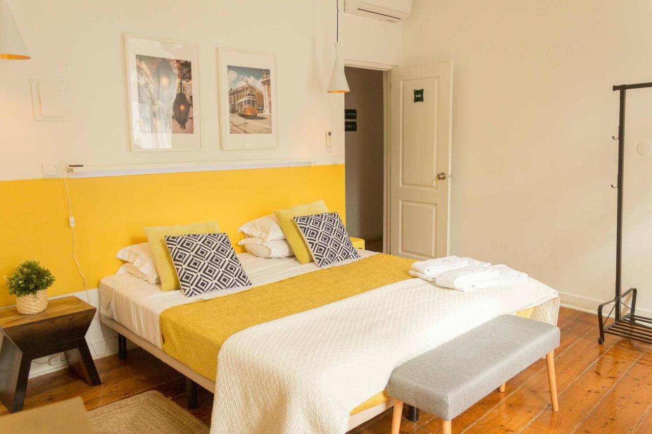 Double or Twin Room Private Bathroom
