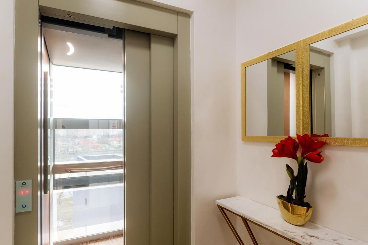 Penthouse Apartment