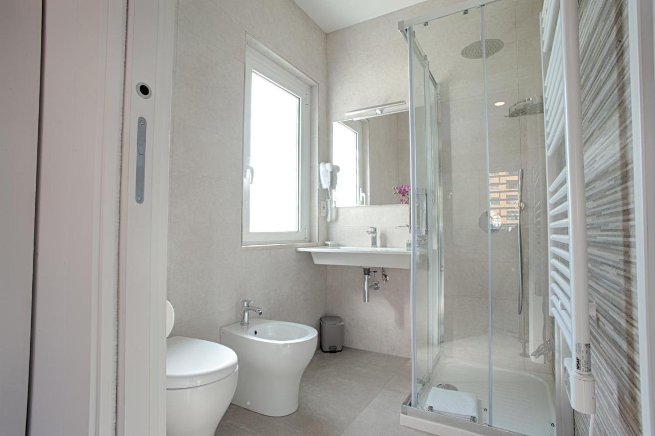 Quadruple Room with Bath,941015167:JPEG