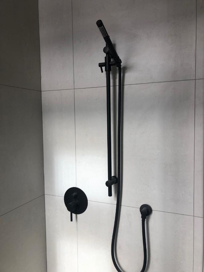 Camera Tripla