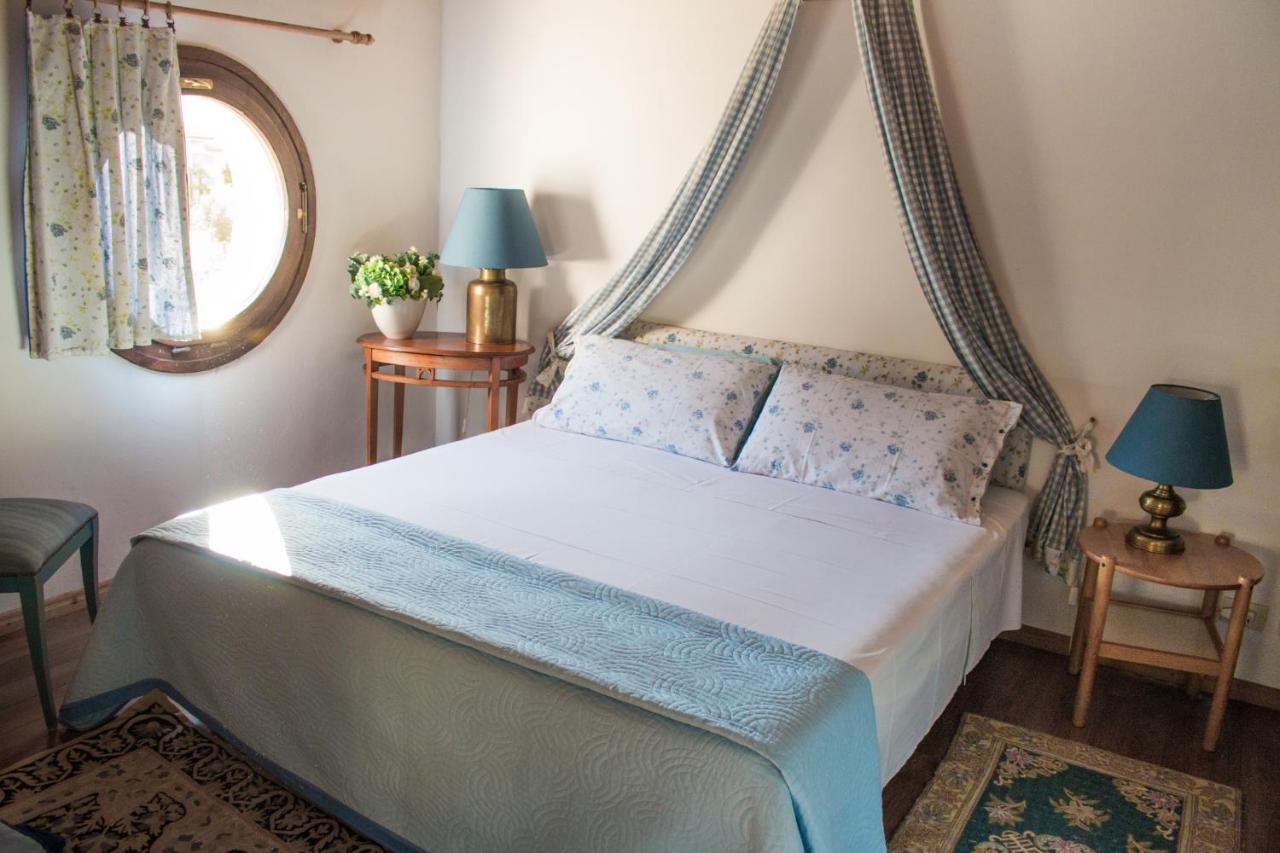 Double or Twin Room with Private Bathroom,943616068:JPEG