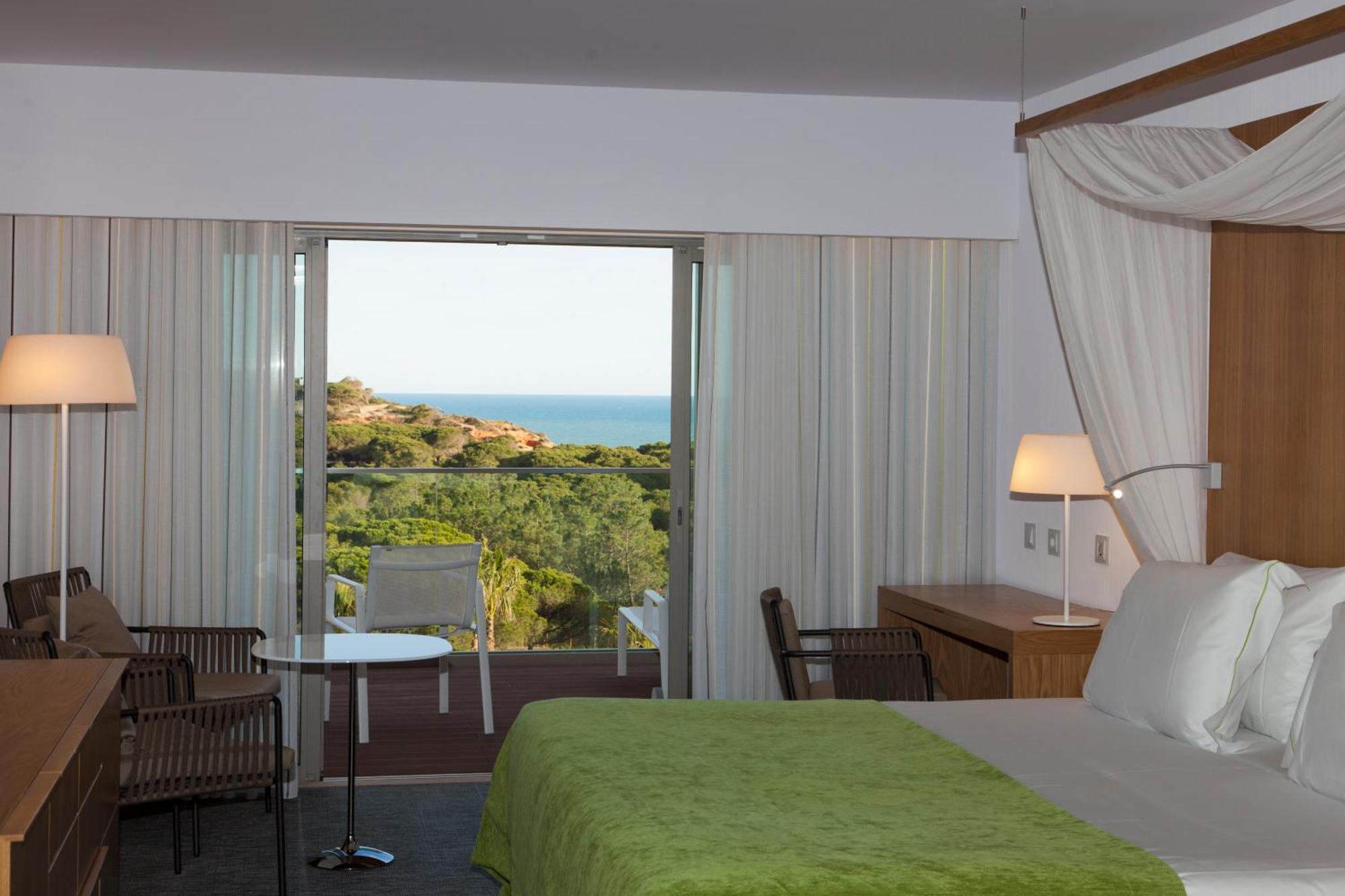 Deluxe Suite Ocean View
