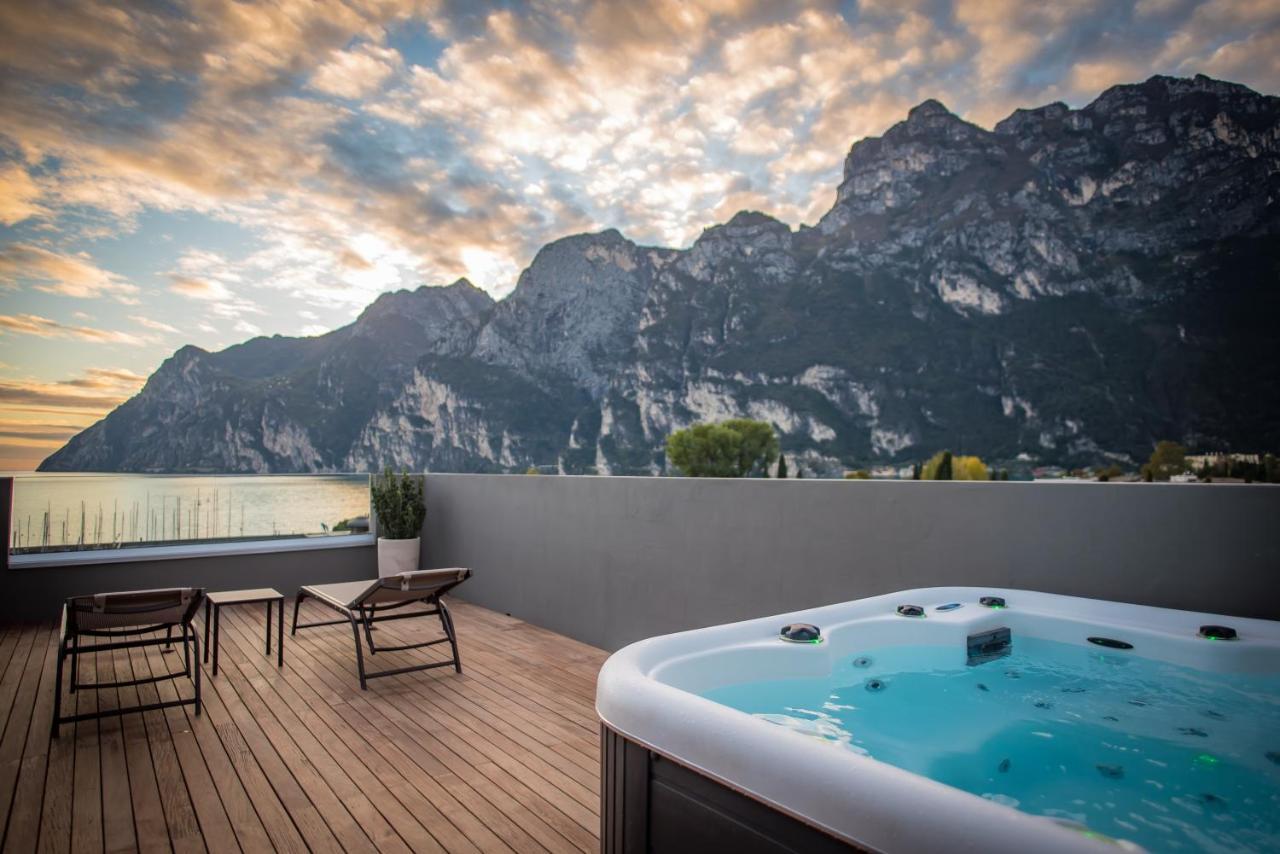 Suite con Vasca Idromassaggio e Terrazza
