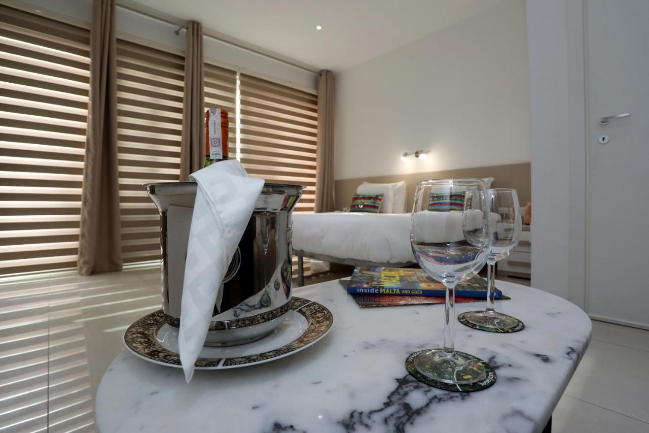 Luxury Triple Room