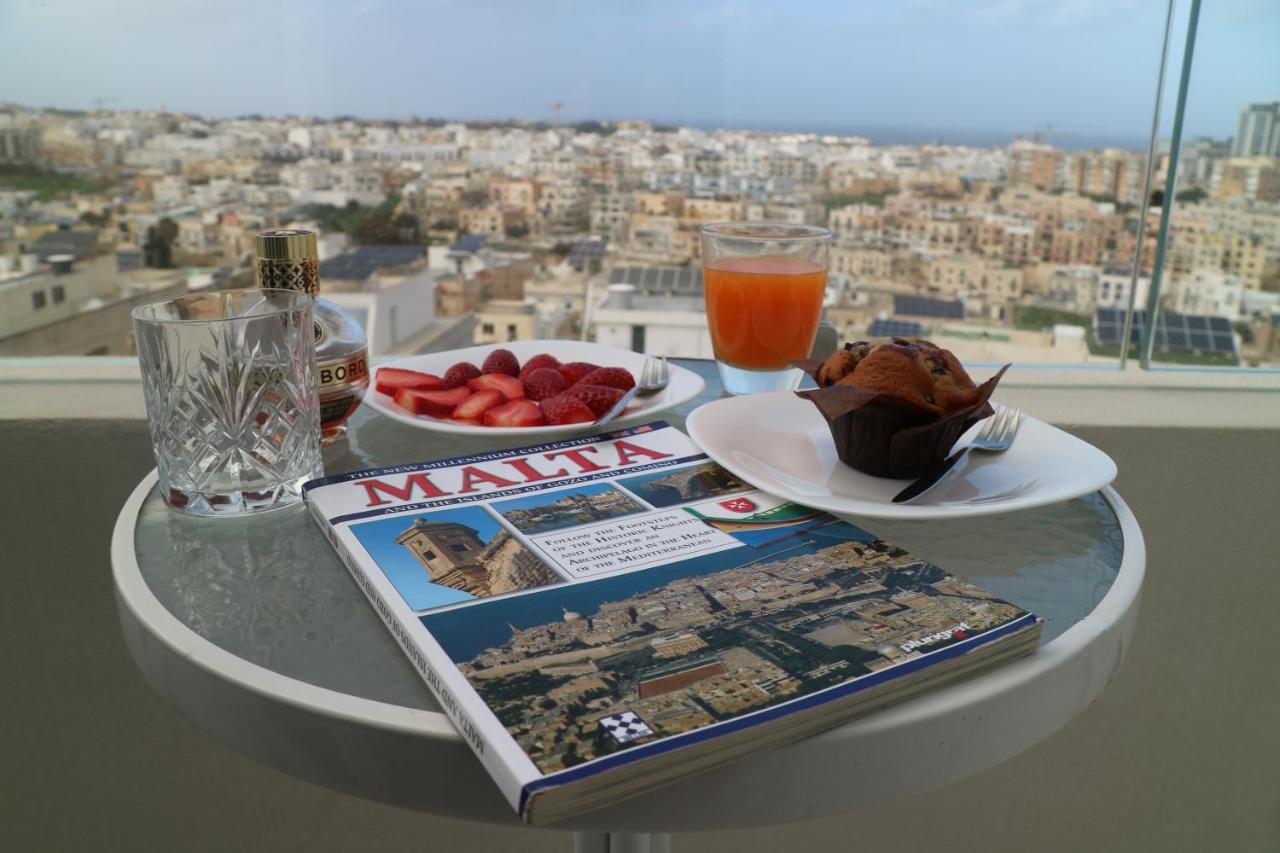 Superior Double or Twin Room City View