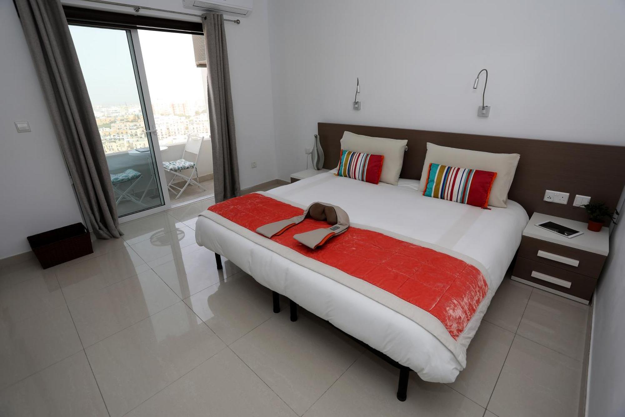 Superior Double or Twin Room City View