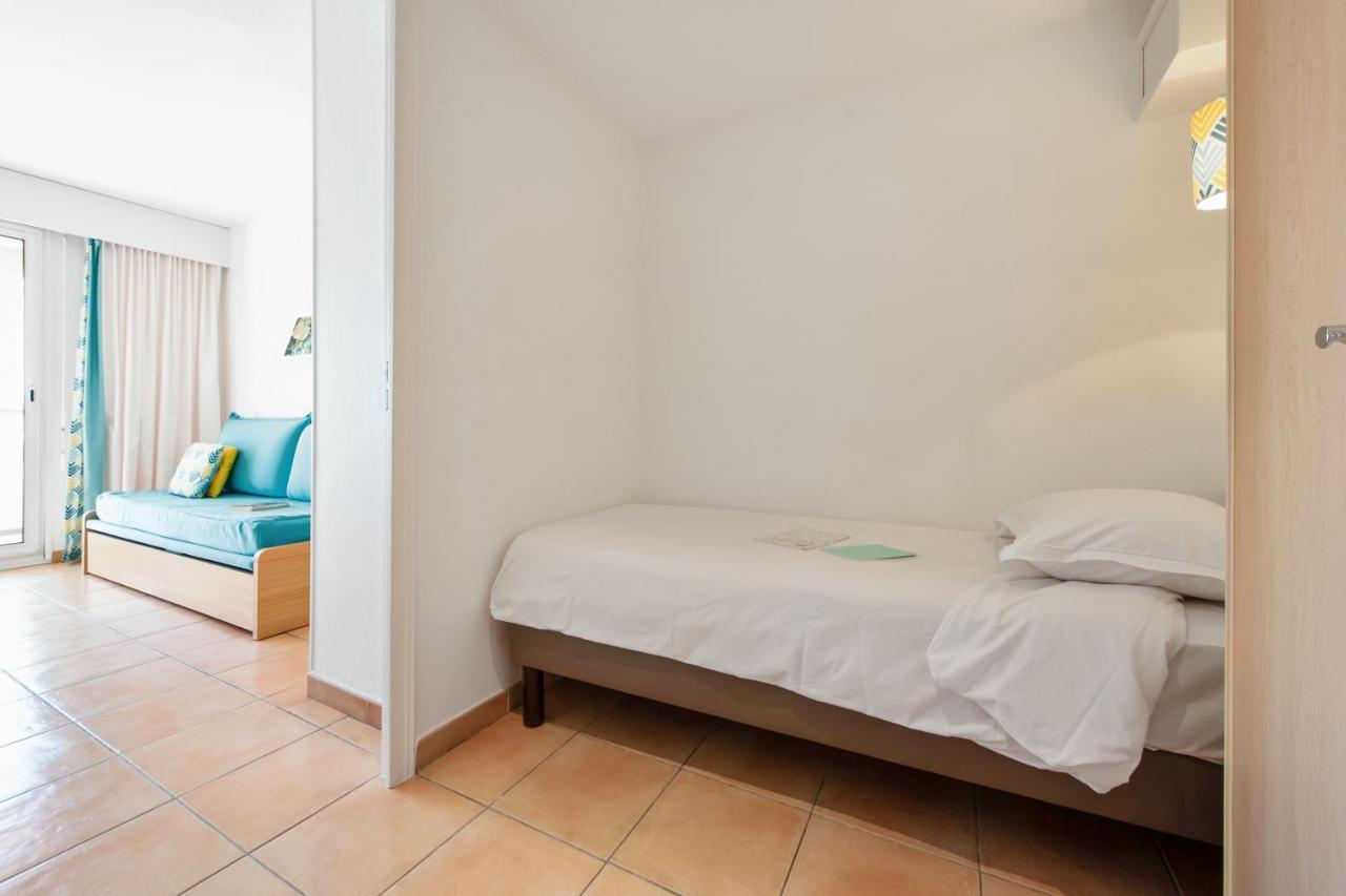 Studio with Sleeping Alcove, Air Conditioning and Balcony (4 People) - Garden View