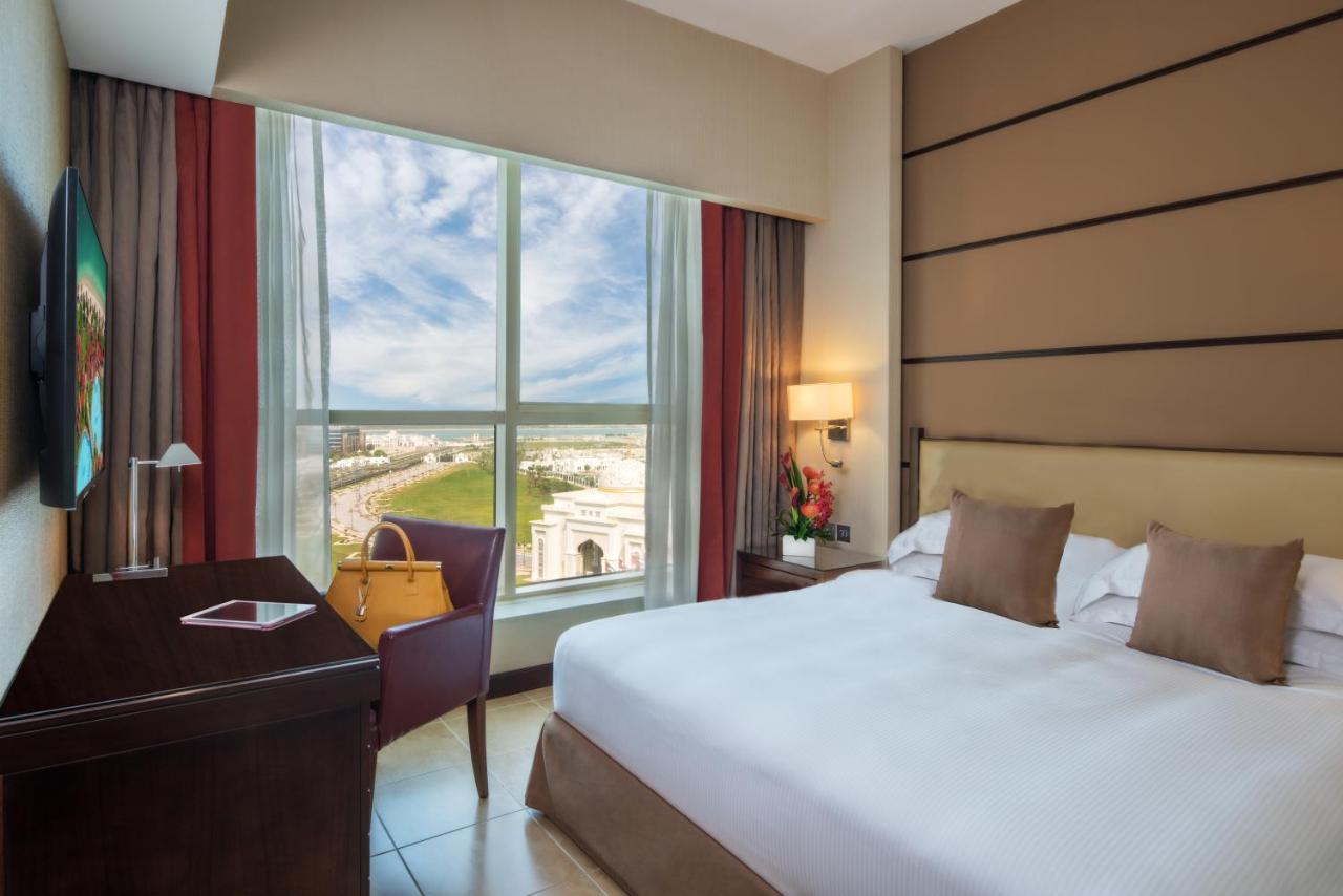 Guest King Bed Guaranteed 10am Check 5pm Check-Out stays Sunday to Thursday until 30 September 2026