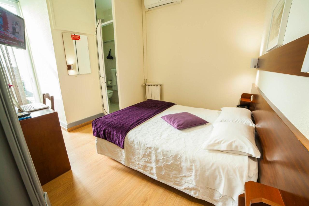 Double Room Garden View